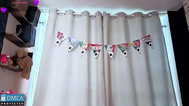 eva delight  online show from 06.20.26
