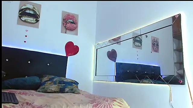 antonella pink2 online show from 01.15.26