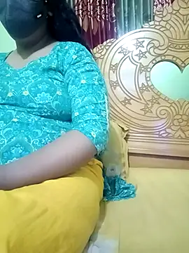 Snapshot of Nupur-00 chatting on 11.19.25 Nupur-00 online show from 11.19.25