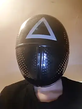 doll in luxury online show from 02.03.26