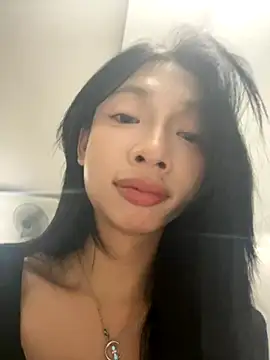 Snapshot of Cacakto chatting on 10.24.25 Cacakto online show from 10.24.25