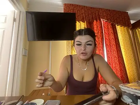 rosie-hipstergal online show from 06.15.26