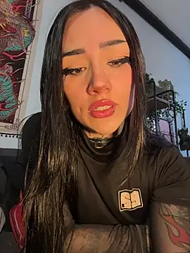 NinaHex online show from 11.21.25