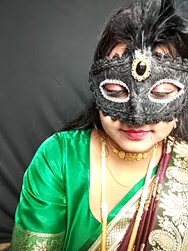 Snapshot of Mampykolkata chatting on 11.28.25 Mampykolkata online show from 11.28.25