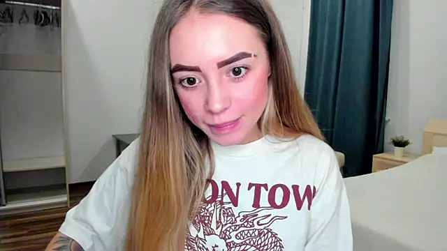 stellarblush online show from 11.02.25