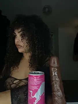 CaramelCarmenxox online show from 11.13.25