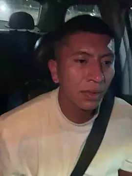 maruquint28 online show from 10.25.25