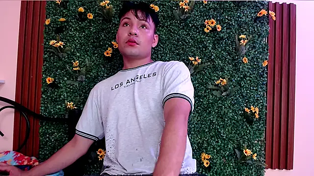 angel666smit online show from 10.30.25