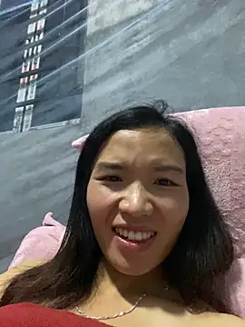 Snapshot of Yunzang chatting on 11.01.25 Yunzang online show from 11.01.25