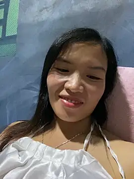 Snapshot of Yunzang chatting on 11.08.25 Yunzang online show from 11.08.25