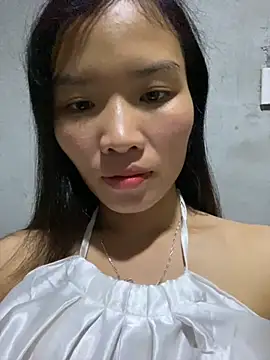 Snapshot of Yunzang chatting on 11.16.25 Yunzang online show from 11.16.25