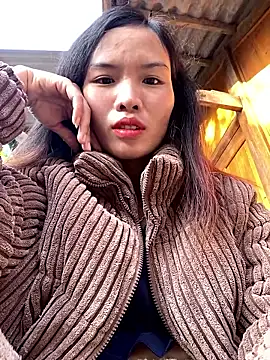 Snapshot of Yunzang chatting on 12.22.25 Yunzang online show from 12.22.25