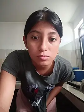 Snapshot of YeseniaRodriguez3 chatting on 03.05.26 YeseniaRodriguez3 online show from 03.05.26