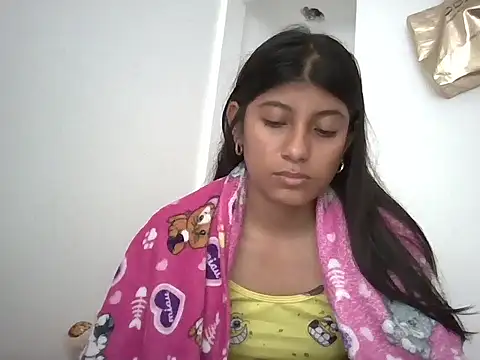 Snapshot of YeseniaRodriguez3 chatting on 03.06.26 YeseniaRodriguez3 online show from 03.06.26