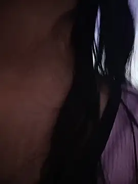YeseniaRodriguez3 online show from 05.24.26