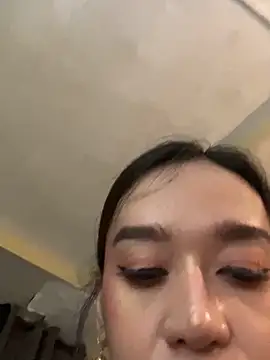 Snapshot of Wildasian69couplexxx chatting on 12.02.25 Wildasian69couplexxx online show from 12.02.25