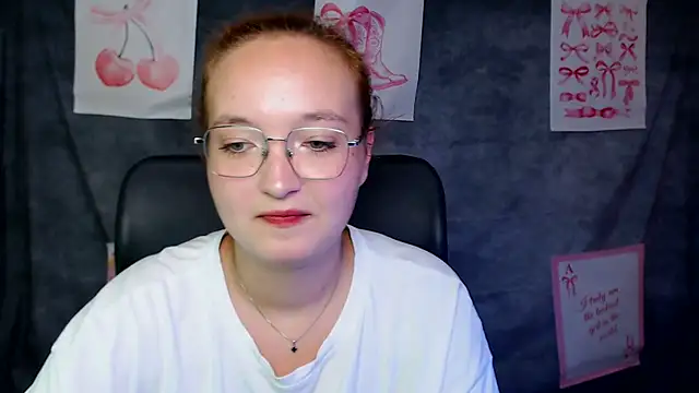 Snapshot of MissAriaa chatting on 08.03.26 MissAriaa online show from 08.03.26