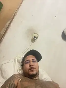 omascarado   online show from 10.30.25