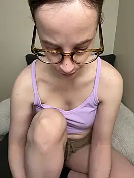CreamedKitten online show from 04.20.26