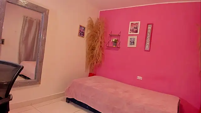 elmasmas01 online show from 11.23.25