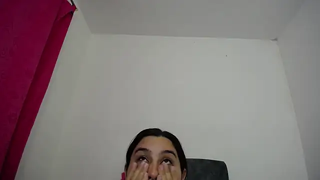 Mia fox29 online show from 11.28.25