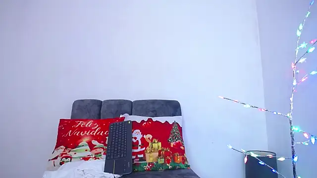 Mia fox29 online show from 12.21.25