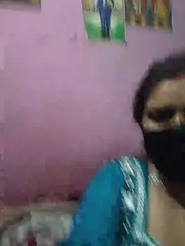 Snapshot of CUTE-GIRL-1 chatting on 07.31.26 CUTE-GIRL-1 online show from 07.31.26