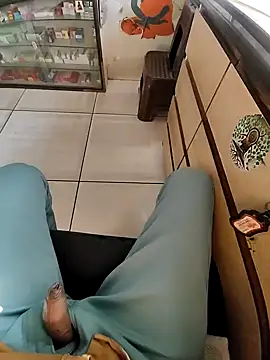 tomdear online show from 11.19.25