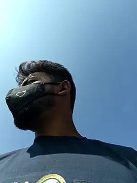 devil boy 0909 online show from 11.30.25