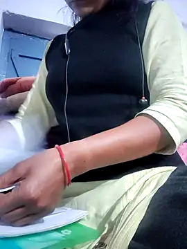 Snapshot of Hot-Rubyy chatting on 12.03.25 Hot-Rubyy online show from 12.03.25