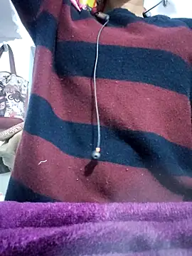 Snapshot of Hot-Rubyy chatting on 12.14.25 Hot-Rubyy online show from 12.14.25