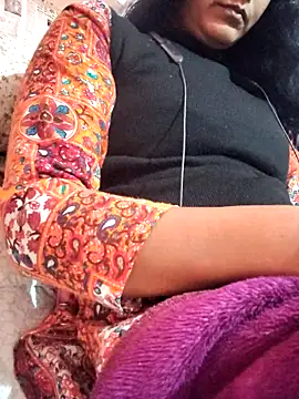 Snapshot of Hot-Rubyy chatting on 02.01.26 Hot-Rubyy online show from 02.01.26