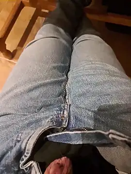 Snapshot of TheRealJoanPere chatting on 12.03.25 TheRealJoanPere online show from 12.03.25