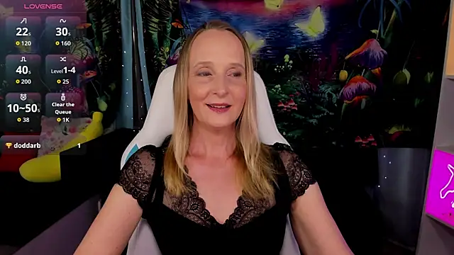 Snapshot of ScarlettPalmer chatting on 08.06.26 ScarlettPalmer online show from 08.06.26