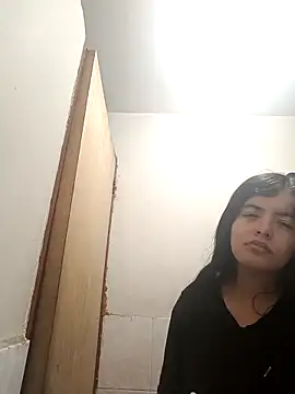 Snapshot of Tatimari chatting on 12.22.25 Tatimari online show from 12.22.25