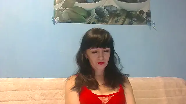 IffetLove42 online show from 10.29.25