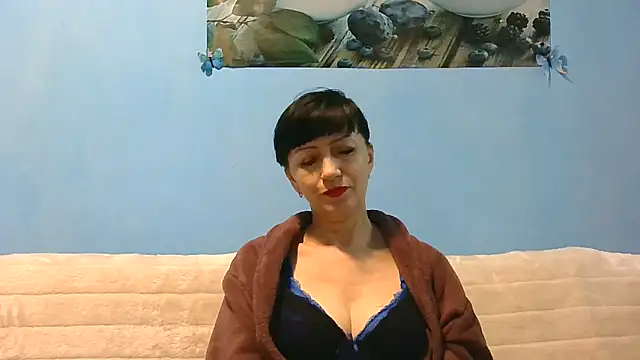 Snapshot of IffetLove42 chatting on 05.16.26 IffetLove42 online show from 05.16.26