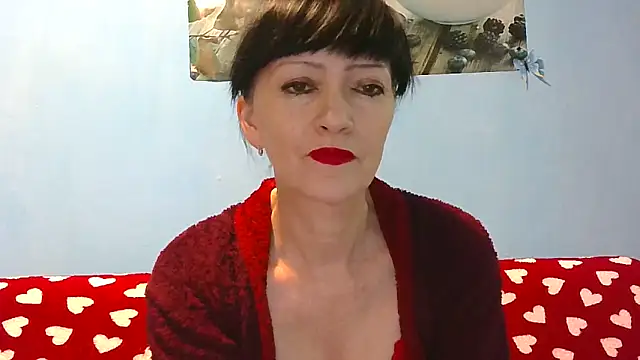 Snapshot of IffetLove42 chatting on 05.28.26 IffetLove42 online show from 05.28.26