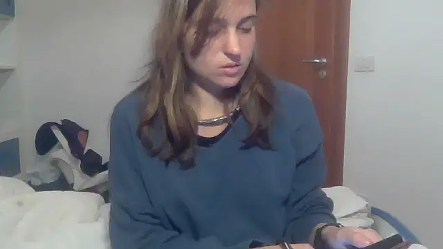 SinnEmily online show from 02.11.26