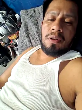 Snapshot of sanz957 chatting on 02.01.26 sanz957 online show from 02.01.26