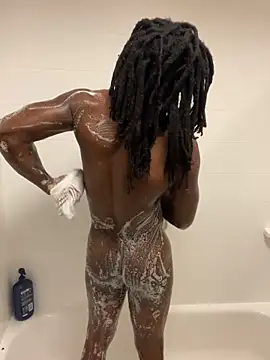 Snapshot of TheRealKnottiHead chatting on 11.28.25 TheRealKnottiHead online show from 11.28.25