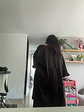 SugarTroubl33 online show from 11.18.25