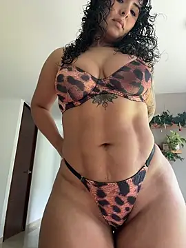 SugarTroubl33 online show from 01.06.26