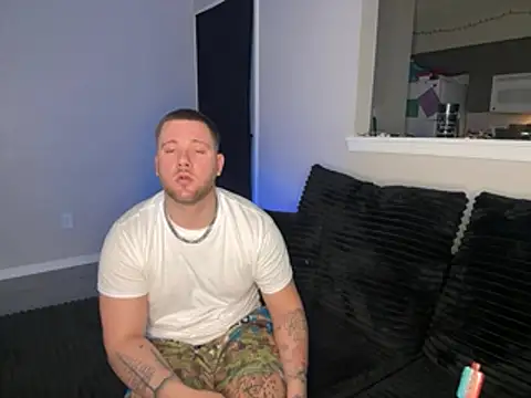 Snapshot of thepornplugz chatting on 02.09.26 thepornplugz online show from 02.09.26