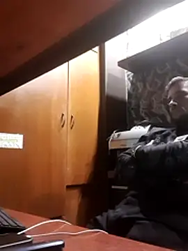 Snapshot of TheSexyMaster chatting on 11.01.25 TheSexyMaster online show from 11.01.25