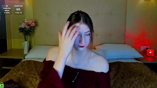 Snapshot of May_Yam chatting on 11.20.25 May Yam online show from 11.20.25