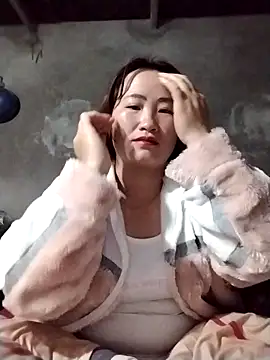 emini-xx online show from 12.13.25