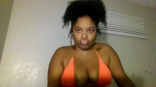 Snapshot of lavishsquirter_ chatting on 01.09.26 lavishsquirter online show from 01.09.26