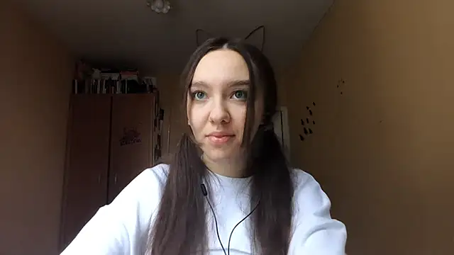 Snapshot of Kimixoo chatting on 11.08.25 Kimixoo online show from 11.08.25