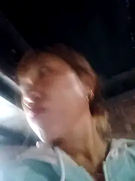 Snapshot of bella-la chatting on 02.13.26 bella-la online show from 02.13.26